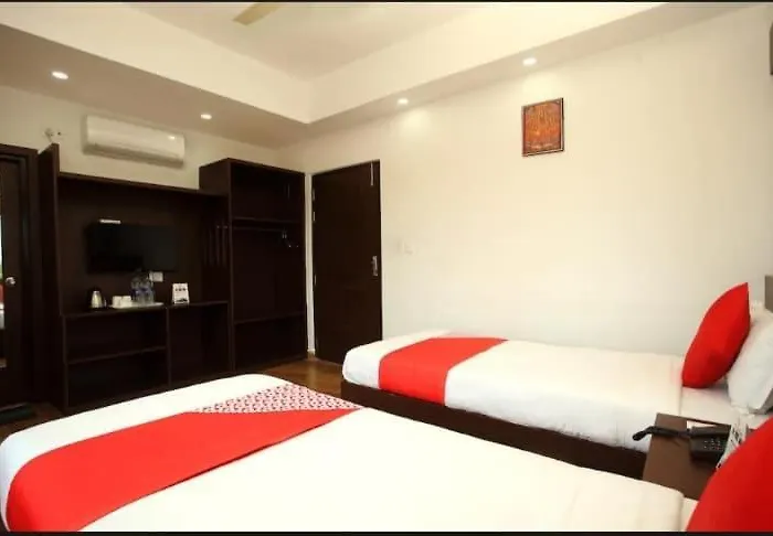 Hotel Aloka Inn