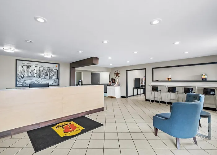 Super 8 By Wyndham Farmington