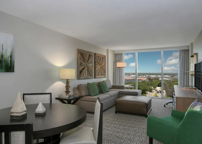 Doubletree By Hilton At The Entrance To Universal Orlando