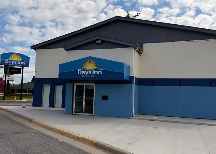 Days Inn By Wyndham La Crosse