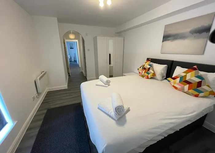 Ilford Grand Hotel
