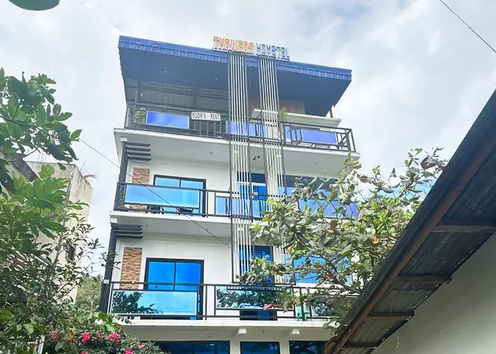 Thrivers Hometel White Beach Puerto Galera