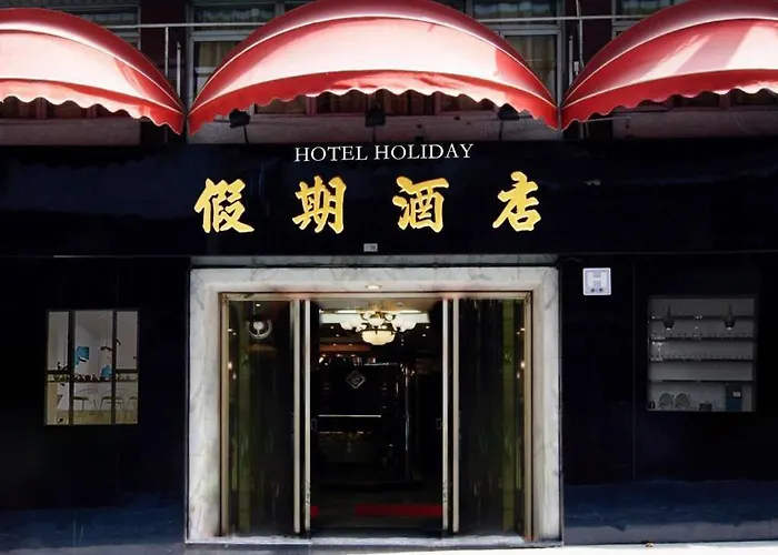 Holiday Hotel