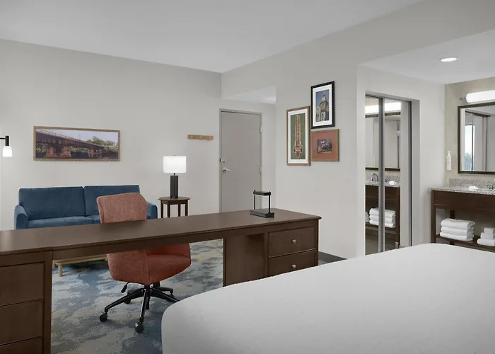 Hampton Inn & Suites Mishawaka/South Bend At Heritage Square
