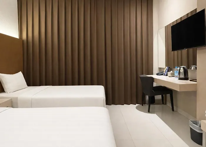 Os Hotel Airport Batam