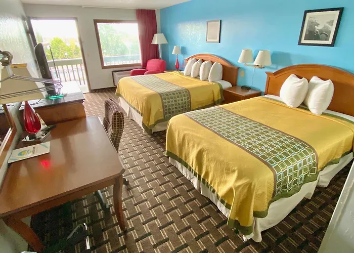 Lakes Inn