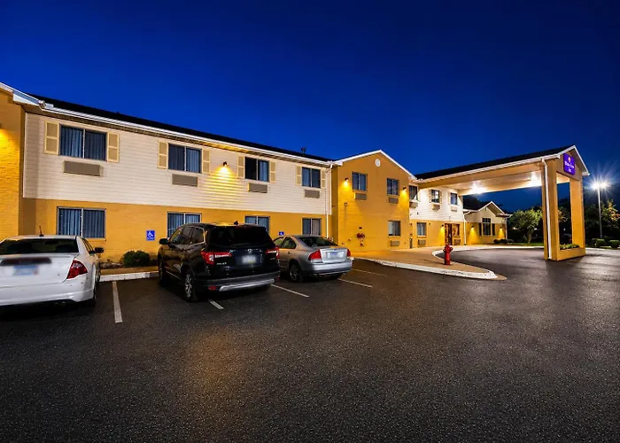 Blaine Town Inn & Suites