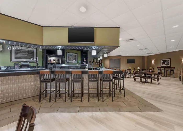Best Western Plus Madison-Huntsville Hotel