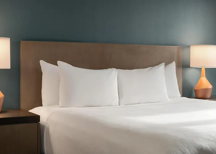 Hyatt House Charleston - Historic District