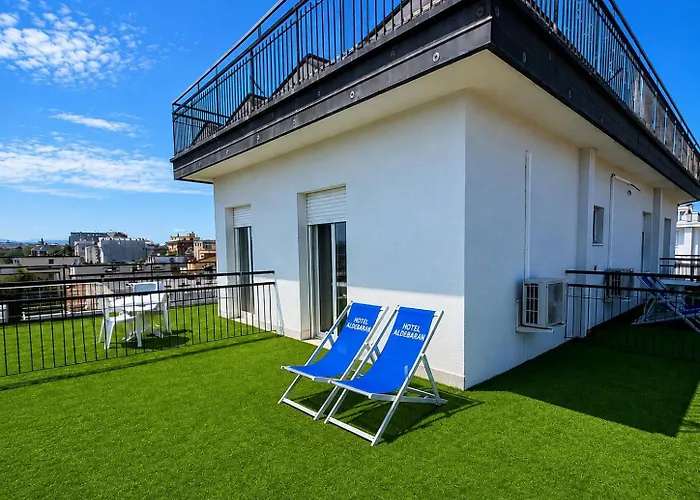 Hotel Aldebaran - Ideale Per Gruppi - Marina Centro