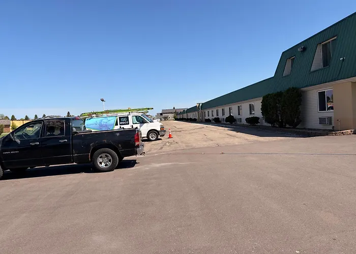 East Grand Inn Grand Forks Nd I 29