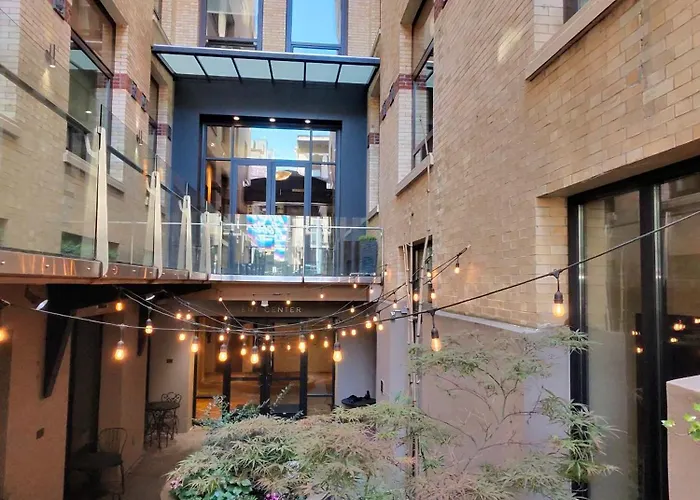 The Mark Spencer Hotel