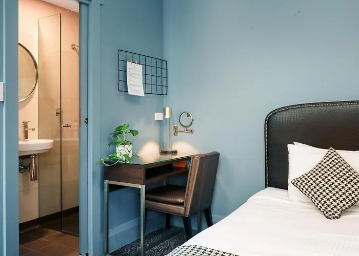 Hotel Emerald