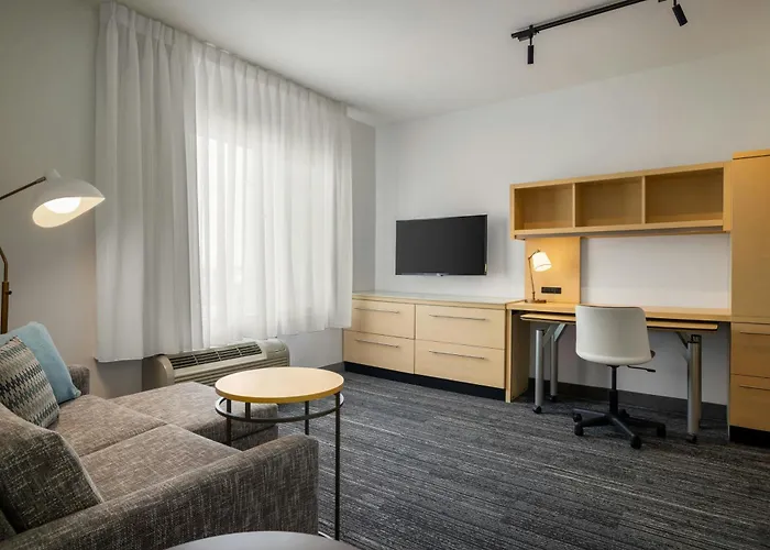 Towneplace Suites By Marriott Phoenix Goodyear