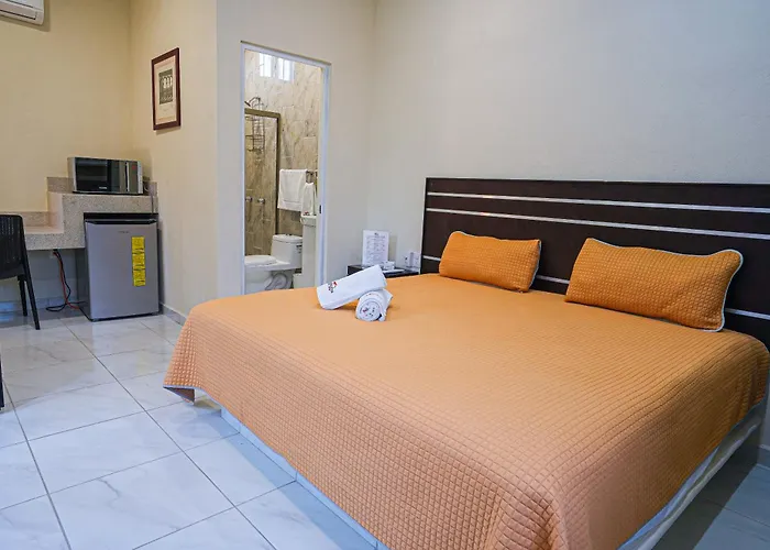 Hotel Y Suites Los Encantos