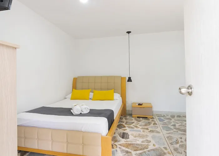 Hotel Balcones De La 70