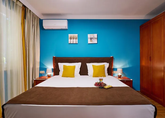 Art Green Boutique Hotel