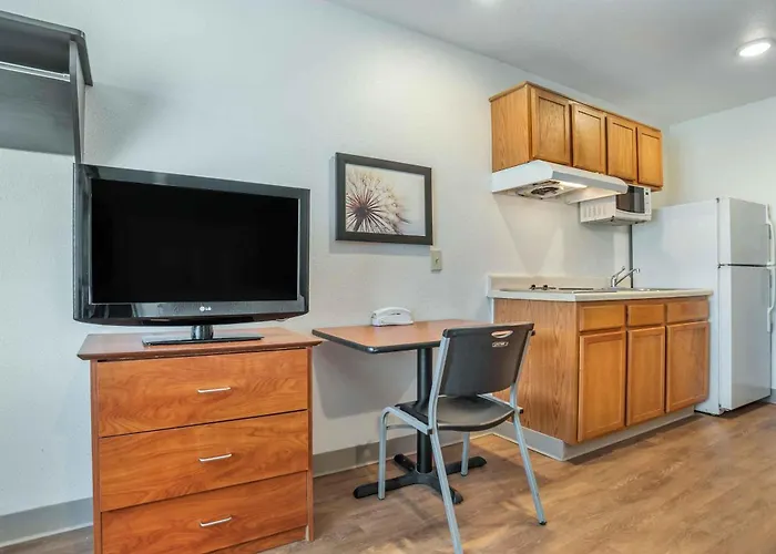 Byram Cheap Hotels