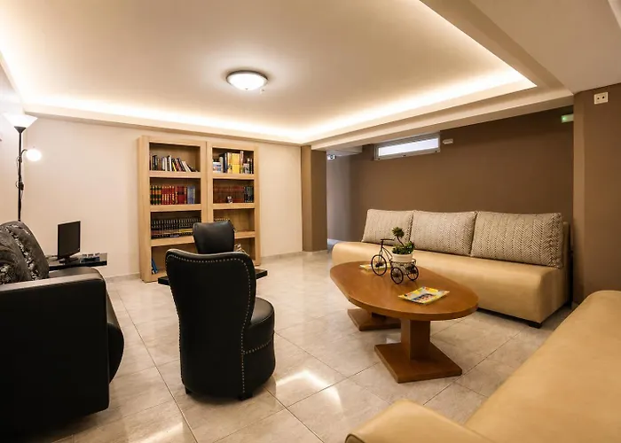City Life Port Hotel