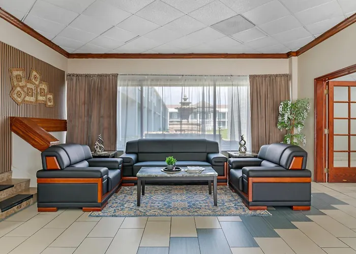 Quality Inn & Suites Kansas City - Independence I-70 East