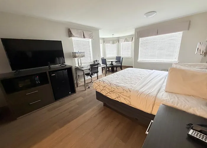 Guesthouse Inn & Suites Lexington