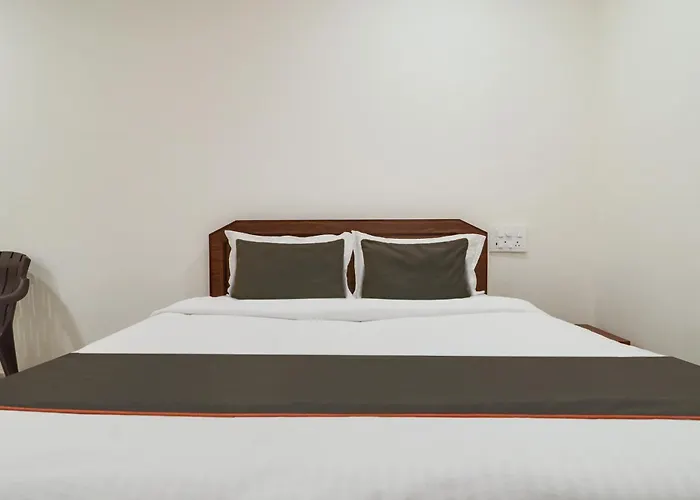 Collection O Hotel Virat Grand