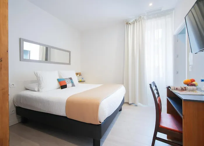 Logis Hotel & Restaurant Bergeret Sport