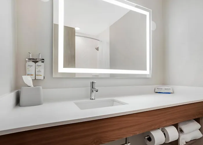 Holiday Inn Express Fairhope - Point Clear By Ihg
