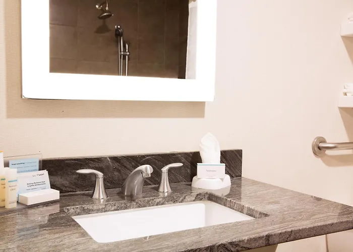 Hampton Inn & Suites Seattle-Downtown