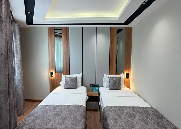 Nil Hotel