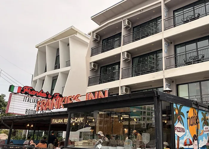 Frankie'S Inn