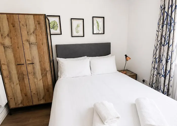 Modern Cambridge Rooms With Free Parking 5 Minutes To City Centre & University By Luxiety Stays