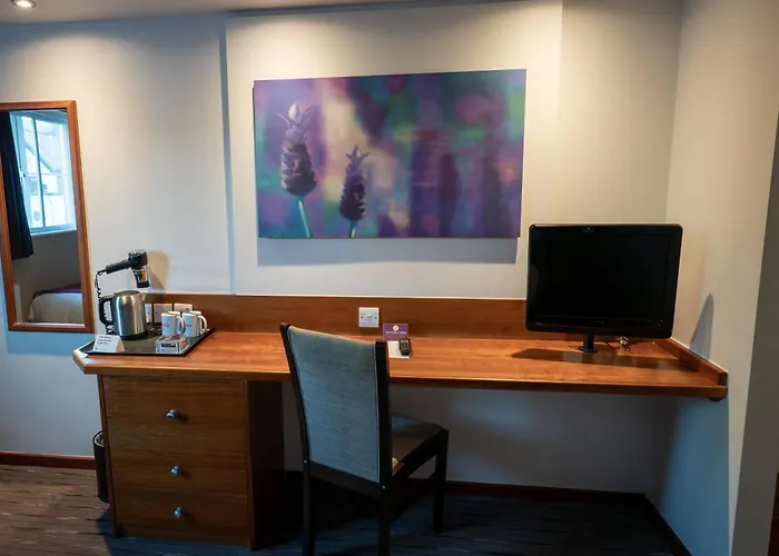 Saram Lodge Lichfield