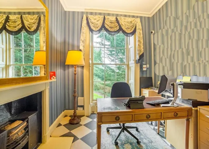 Georgian Hotel