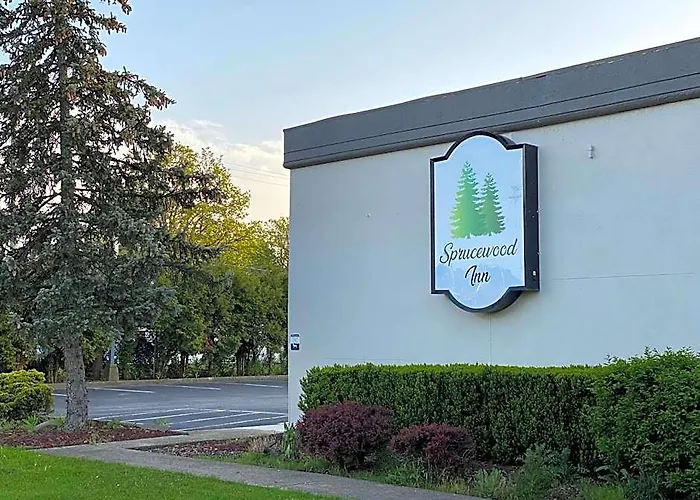 Sprucewood Inn