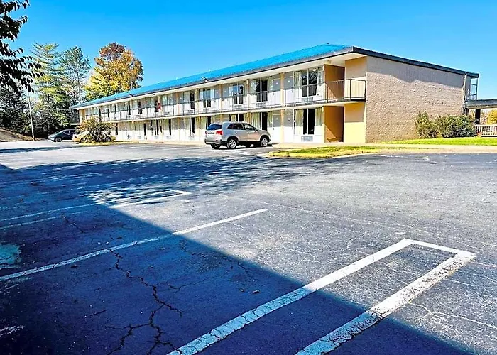 Budgetel Inn And Suites Cartersville