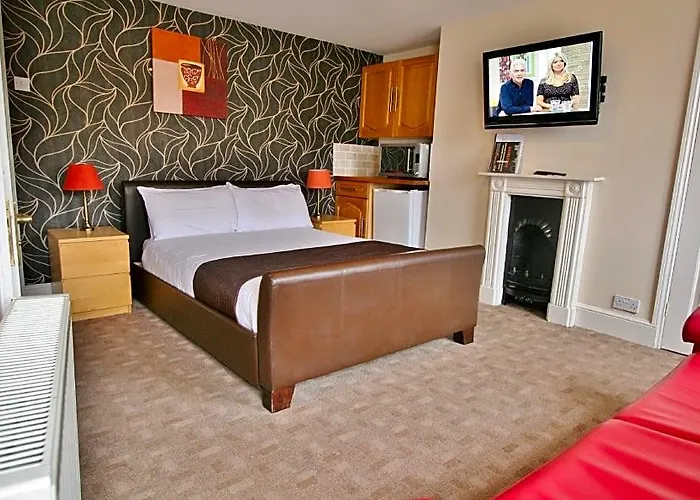 Central Hotel Cheltenham