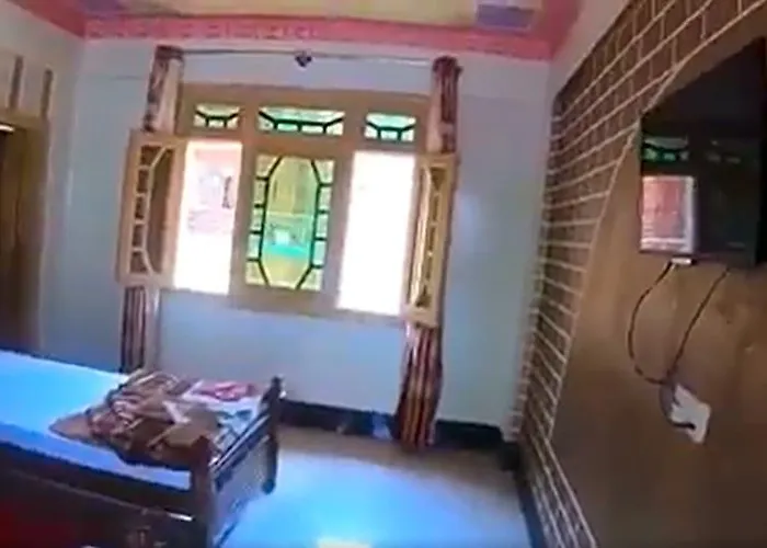 Hotel Lucky Inn - Naran