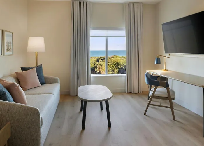 Fairfield Inn & Suites By Marriott Melbourne Beach