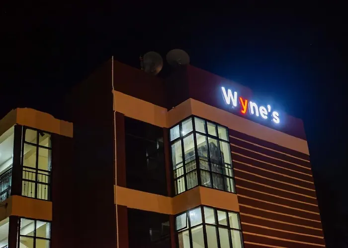 Wyne'S Hotel