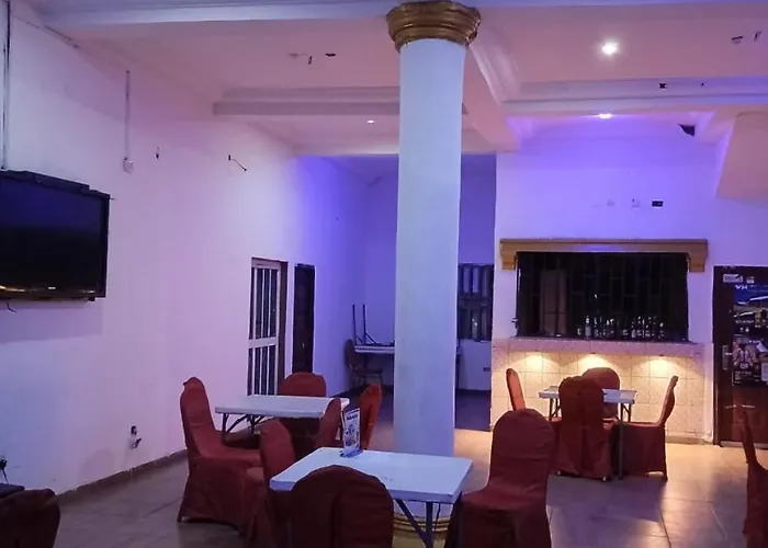 Embel Hotel