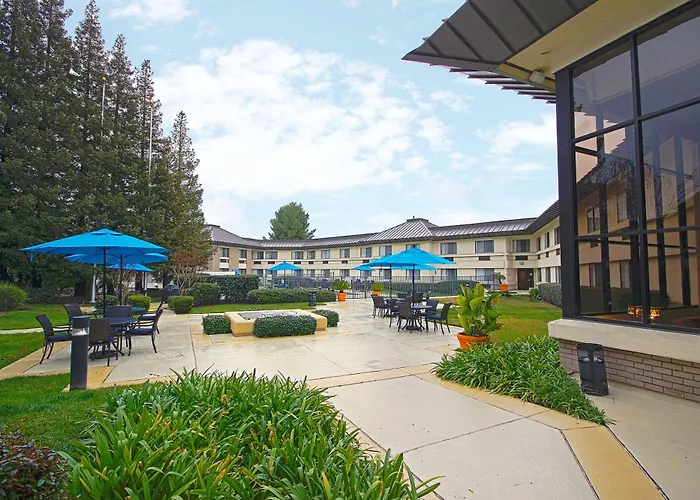 Holiday Inn Express Walnut Creek By Ihg