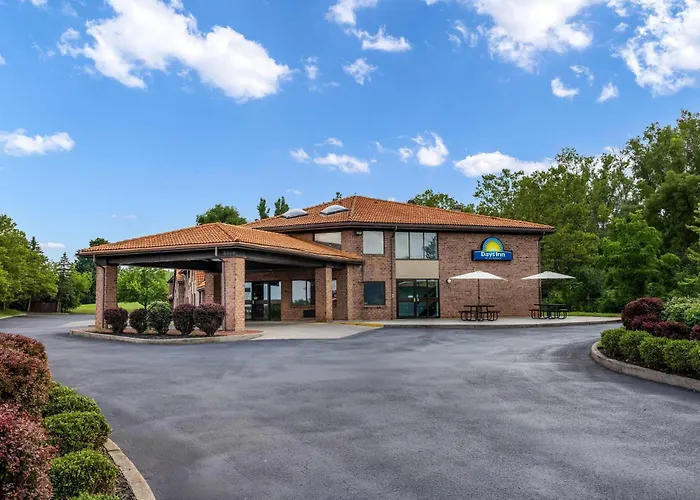 Weedsport Cheap Hotels