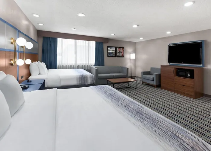 Americinn By Wyndham Appleton Downtown