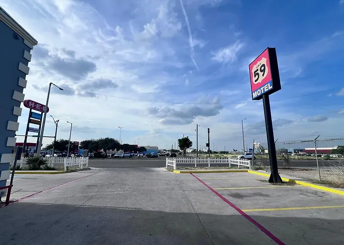 Hwy 59 Motel Laredo Medical Center