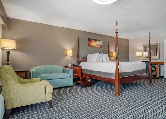 Indianola Cheap Hotels