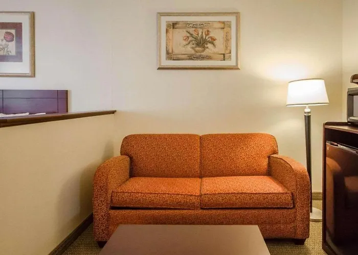 Quality Suites Jeffersonville - Louisville North