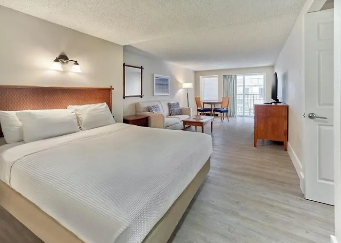 Henlopen Oceanfront Hotel