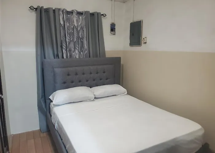 Dm Hotel