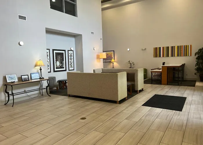 Holiday Inn Express Panama City - Tyndall